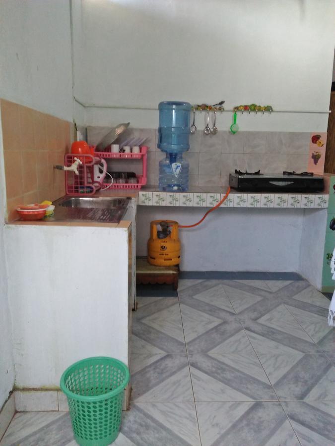 Kingfisher Hostel Anuradhapura Exterior foto